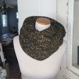 Roxy Scarf